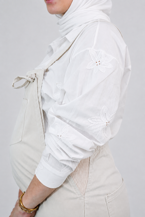 Beige
